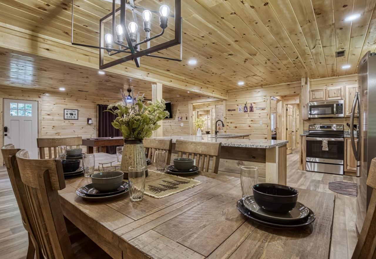 Hidden Creek, Pool Table, Hot Tub, 1089 Free Tickets Each Paid Day, Dollywood And More Gatlinburg Exterior foto